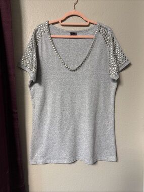 #807 Lady Noiz Grey Short Sleeve Top With Silver Button, Embellishment Size Larg